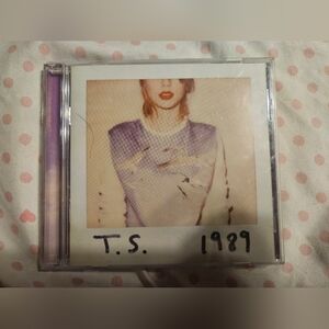 Taylor Swift 1989 CD Case Only